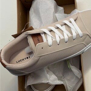 Lucky Brand Men's Cream Sneakers